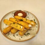 Cheese Sticks (지 스 스 닉)